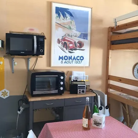 Les Pieds Dans L'eau Donville-les-Bains