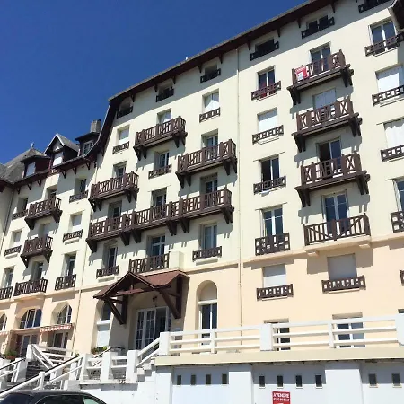 Les Pieds Dans L'eau * Donville-les-Bains