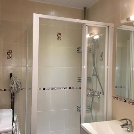 Les Pieds Dans L'eau Apartment