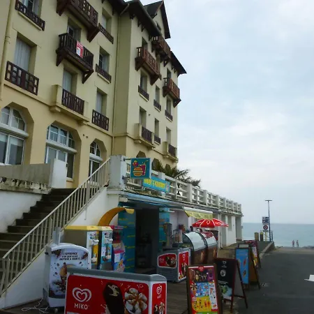 Lägenhet Les Pieds Dans L'eau