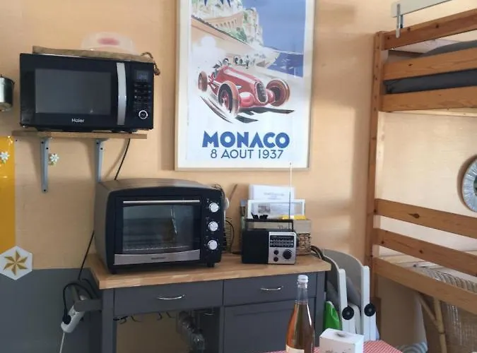 Les Pieds Dans L'eau Donville-les-Bains