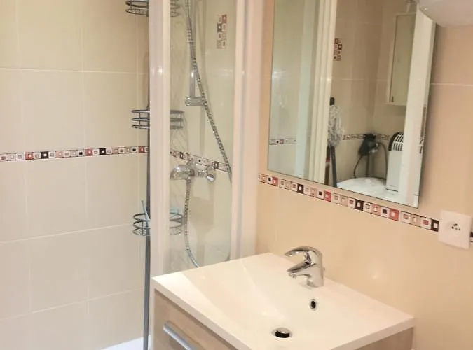 Apartment Les Pieds Dans L'eau Donville-les-Bains