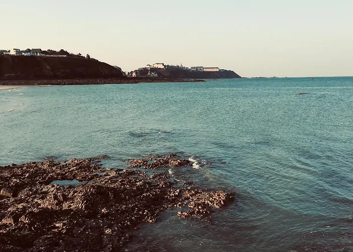 Apartment Les Pieds Dans L'eau Donville-les-Bains