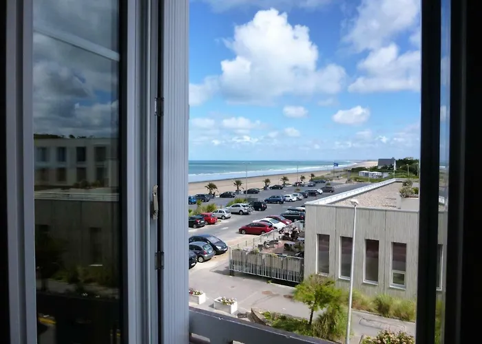 Les Pieds Dans L'eau Apartment