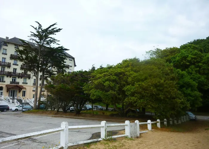 Les Pieds Dans L'eau