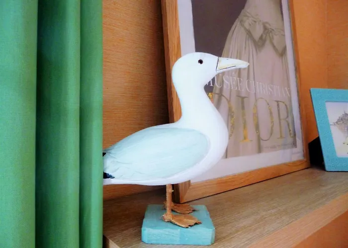 Les Pieds Dans L'eau * Donville-les-Bains