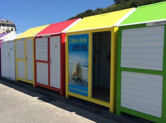 Les Pieds Dans L'eau Apartment
