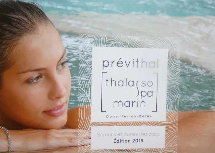 Les Pieds Dans L'eau Apartment *